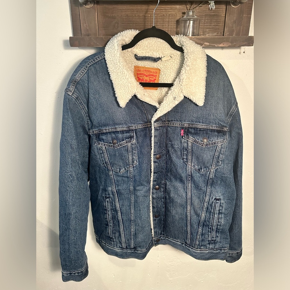 Men’s Levi denim jacket